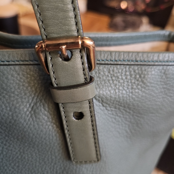 Chloe Dark Green Leather Tote - Picture 12 of 16